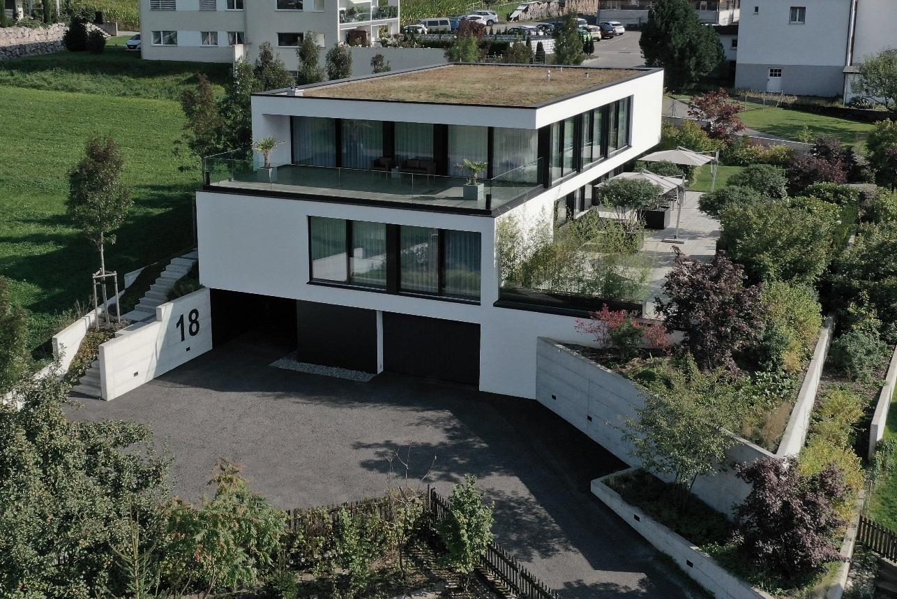 Einfahrt Einfamilienhaus Reinach AG